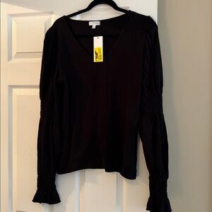 SEdge Black V-Neck Top